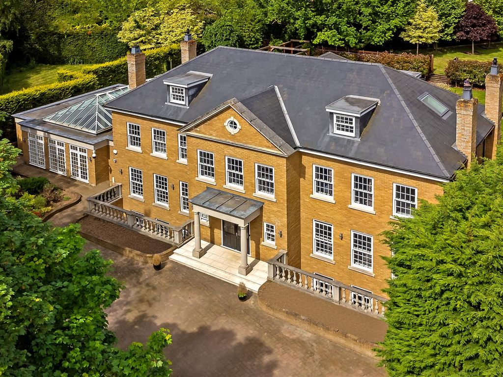 New home, 6 bed detached house for sale in Alban House, Faircross Way