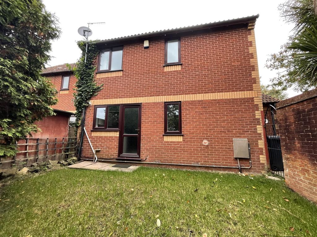 2 bed semidetached house for sale in Clay Bottom, Fishponds, Bristol