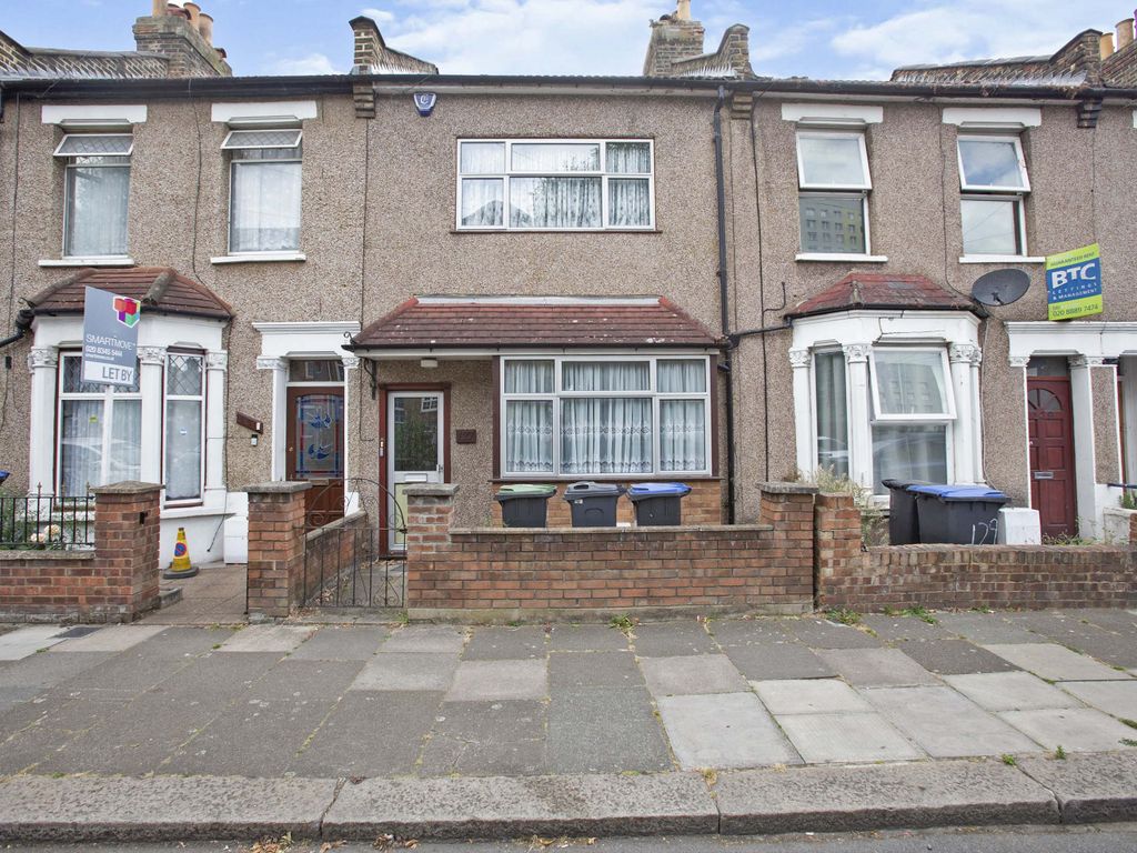 2 bed terraced house for sale in Raynham Avenue, London N18 Zoopla