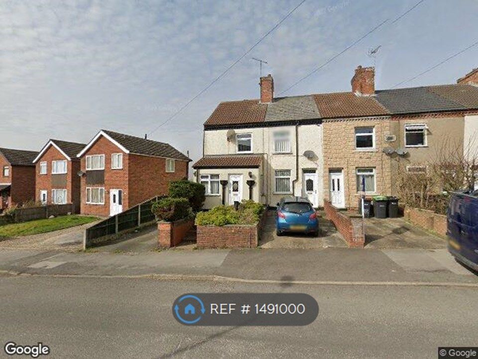 2 bed terraced house to rent in Blackwell Road, Nottinghamshire NG17