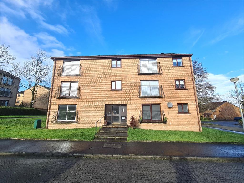 2 bed flat to rent in Berwick Place, Brancumhall, East Kilbride G74