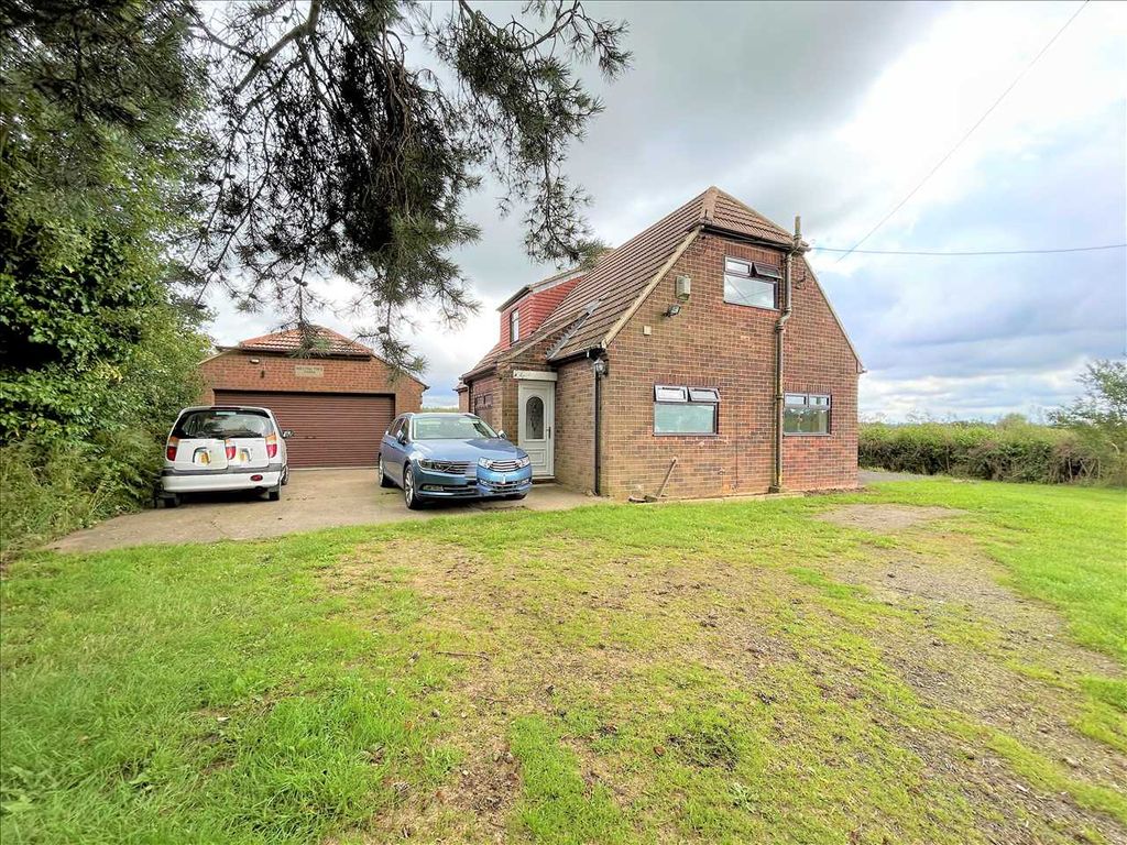 4 bed detached house for sale in Willowtree Farm, Kirton Road