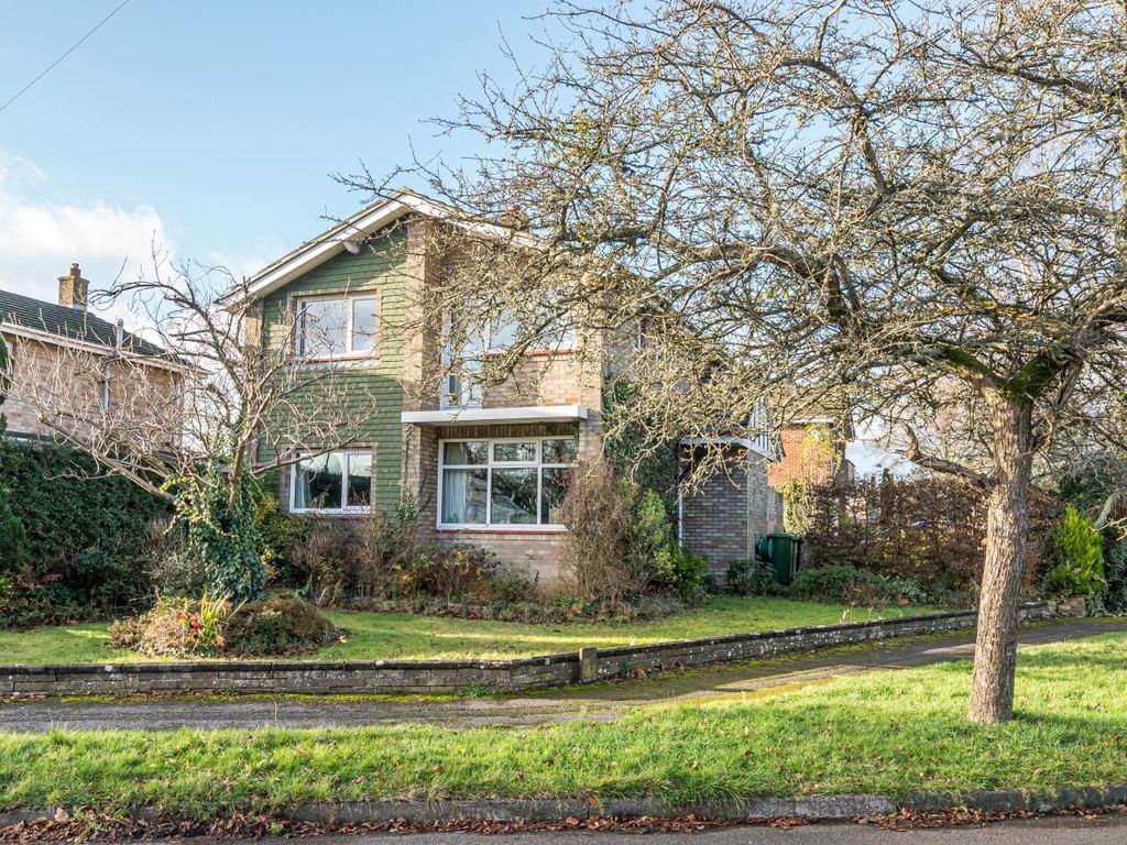 3 bed detached house for sale in Kingsway Gardens, Hiltingbury