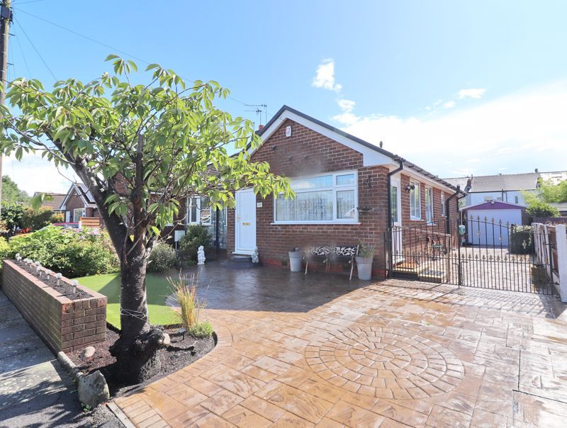 3 bed semidetached bungalow for sale in Vicars Hall Gardens, Worsley