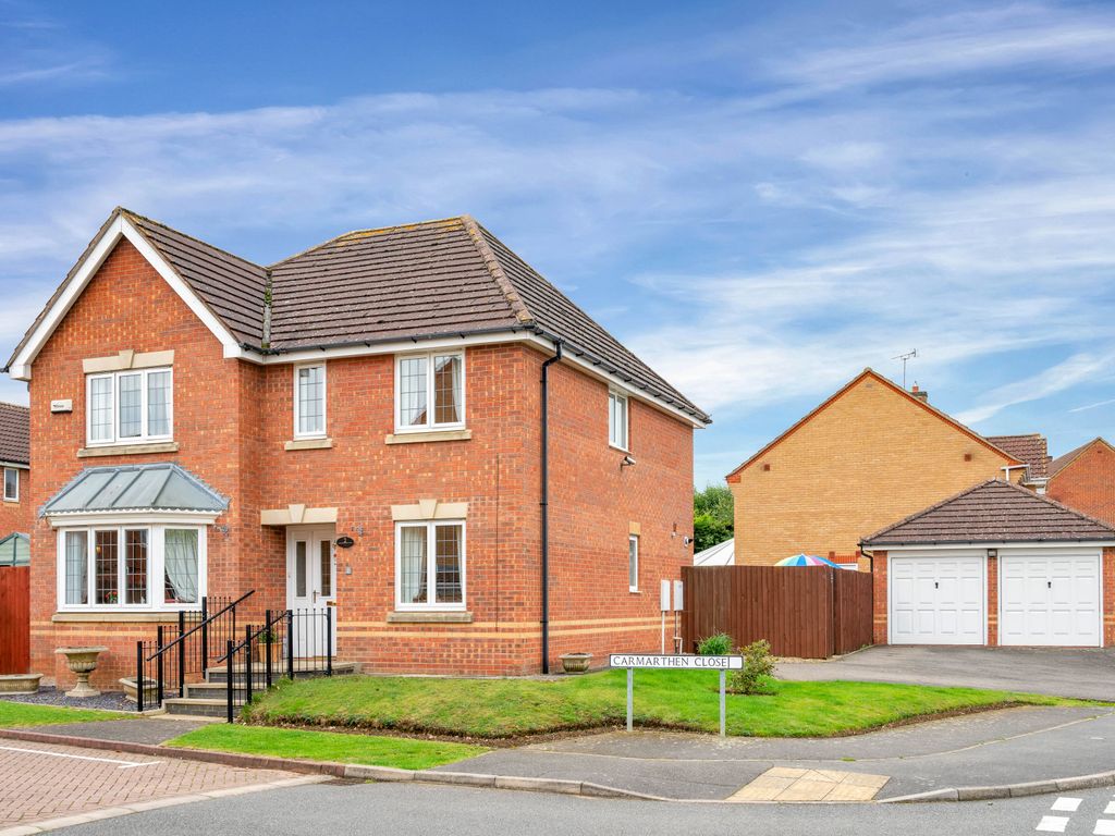 4 bed detached house for sale in Carmarthen Close, Grantham NG31, £