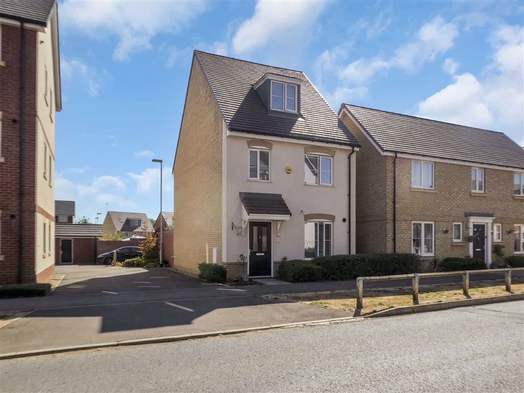 3 bed detached house for sale in Galapagos Grove, Newton Leys