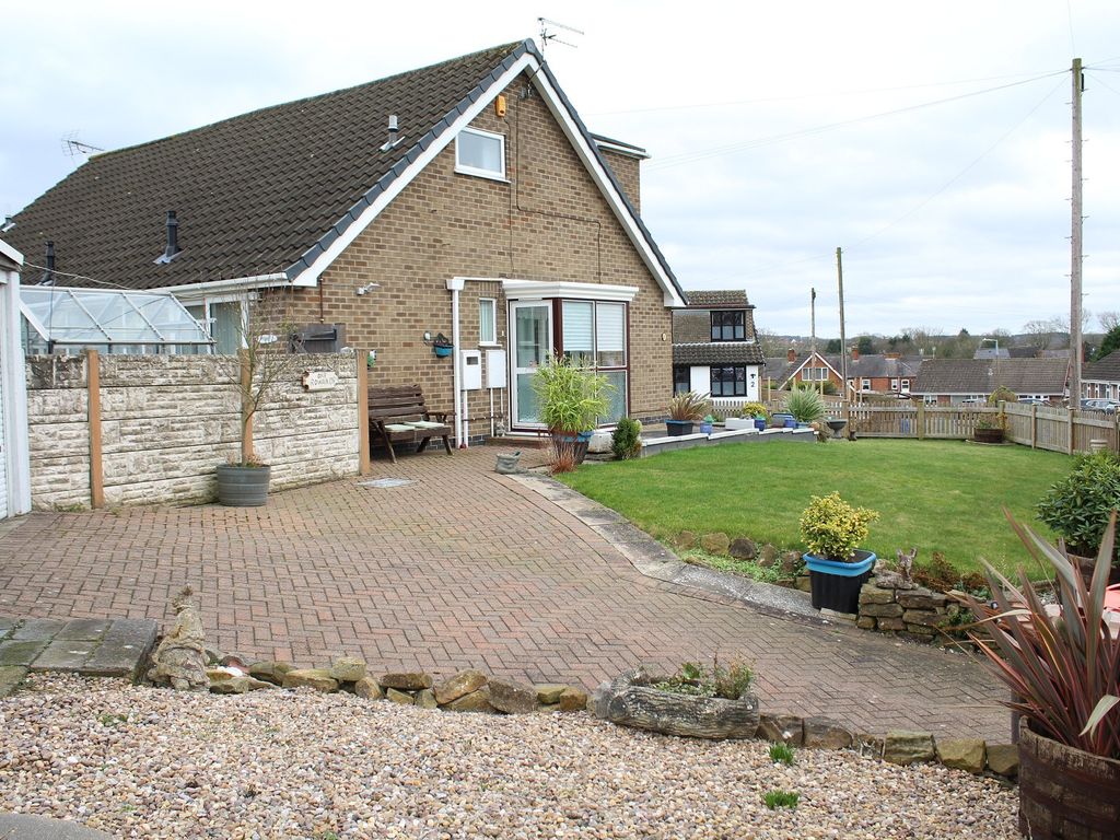 3 bed semidetached bungalow for sale in Rowan Drive, Selston, Nottinghamshire. NG16, £200,000
