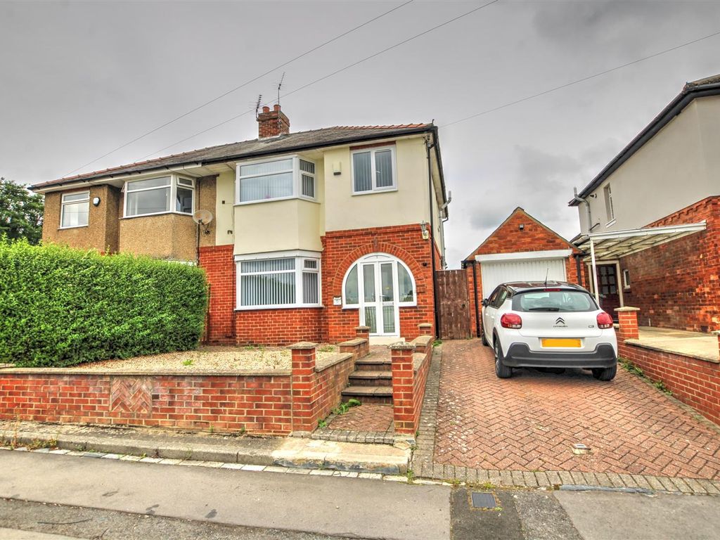 3 bed semidetached house for sale in Deneside, Auckland DL14