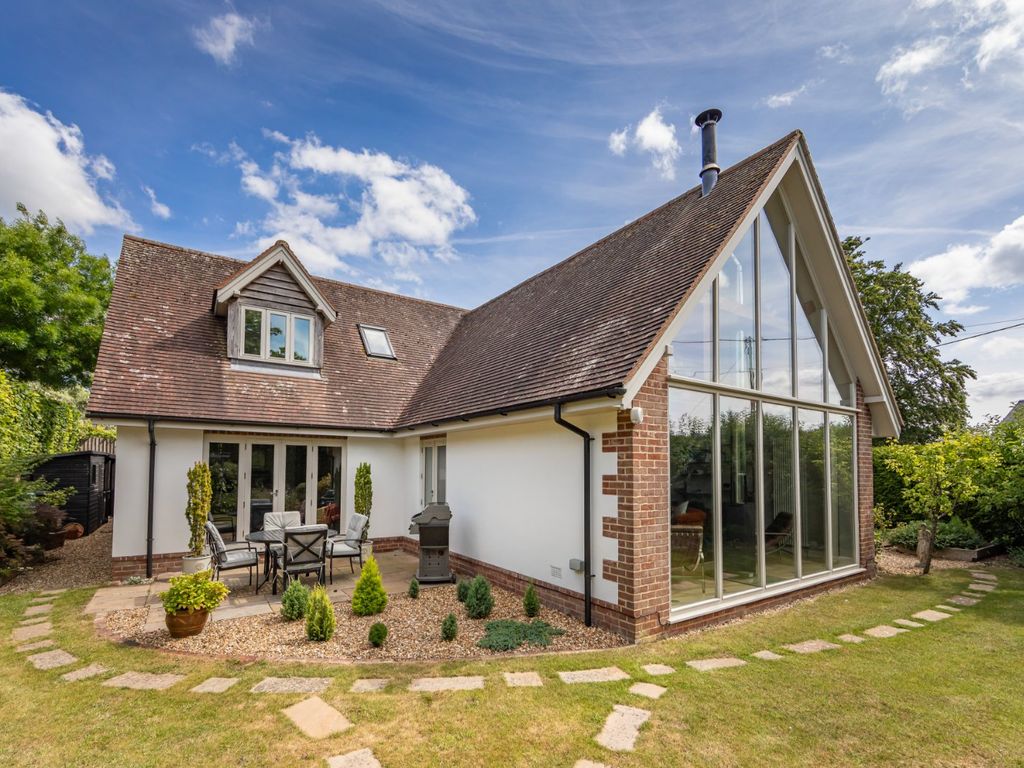 3 bed detached house for sale in Tytherley Road, Winterslow, Salisbury