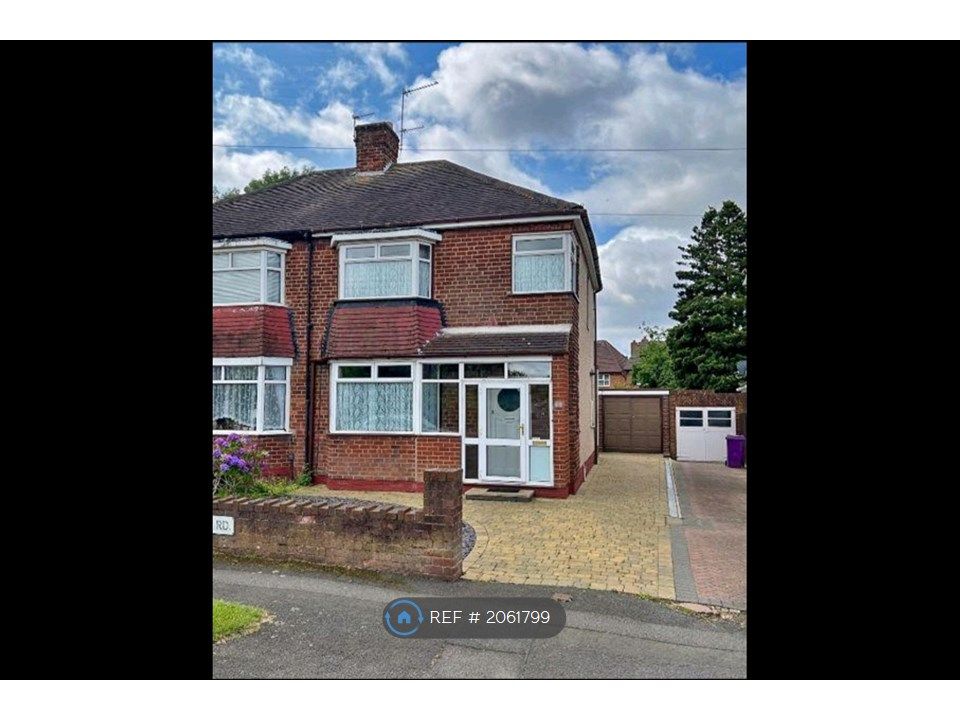 3 bed semidetached house to rent in Harrowby Road, Wolverhampton WV10