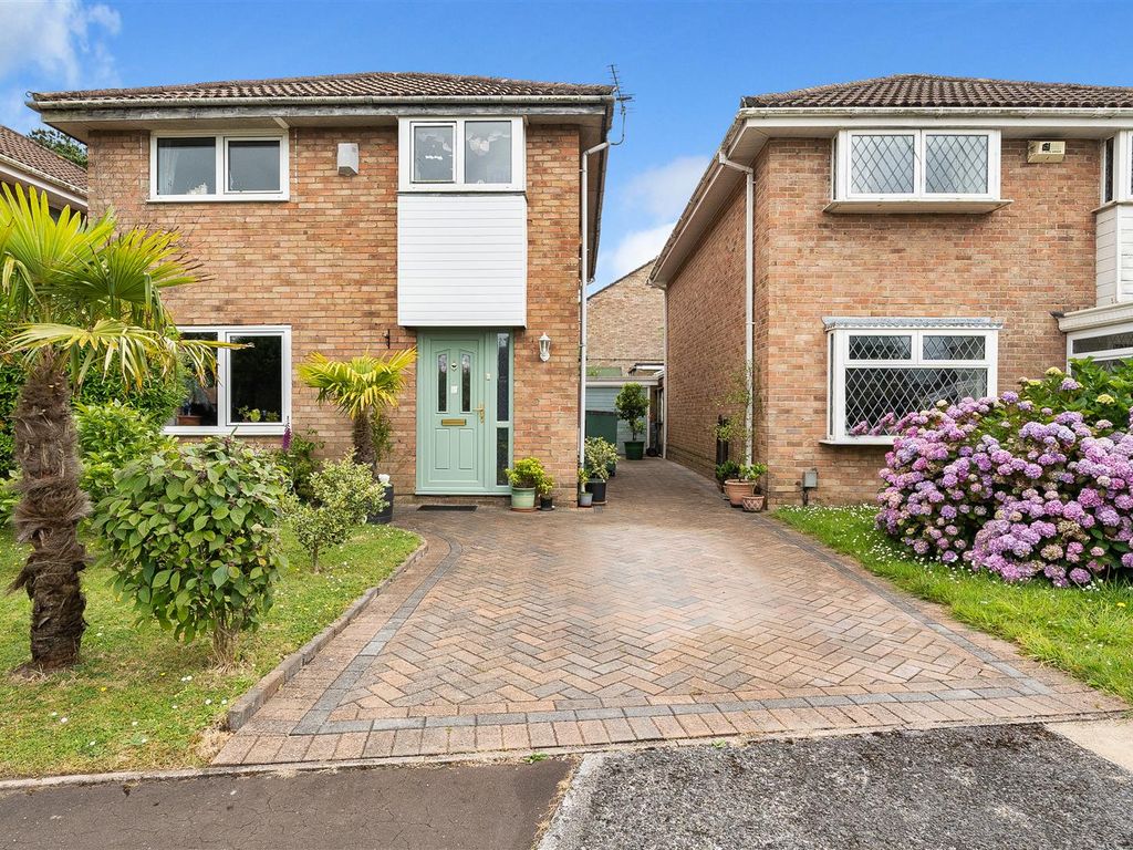 4 bed detached house for sale in Landor Drive, Loughor, Swansea SA4, £