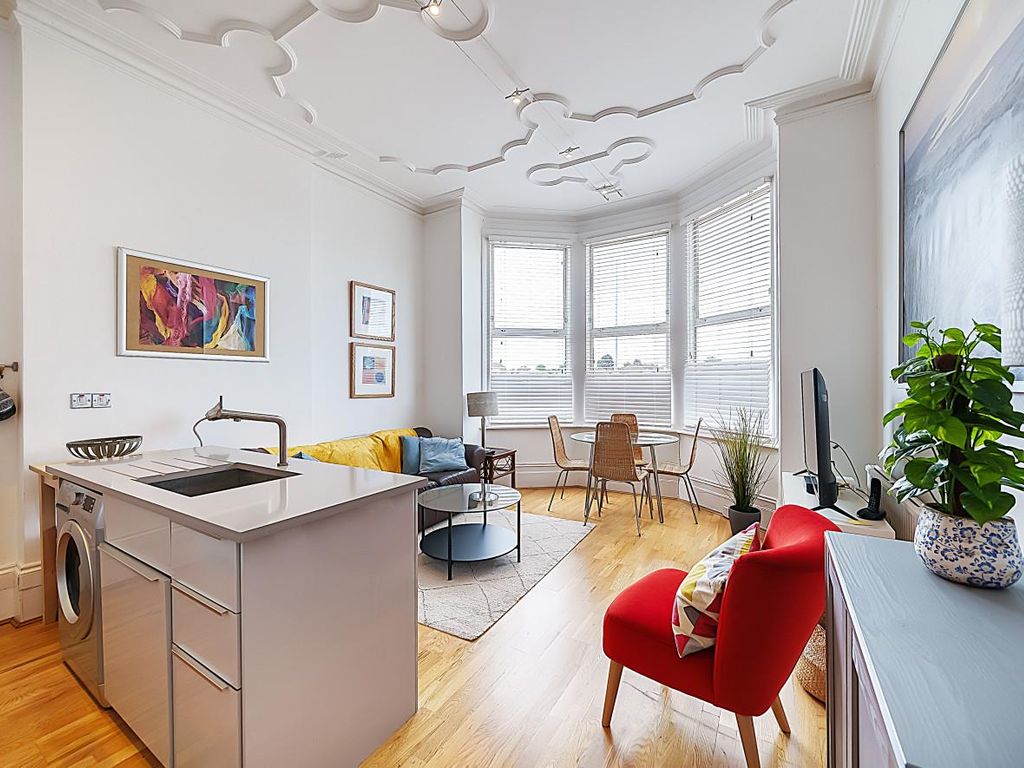 2 bed flat for sale in Milverton Road, London NW6, £550,000 Zoopla