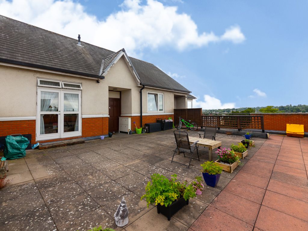 2 bed flat for sale in Totteridge Lane, London N20, £565,000 Zoopla