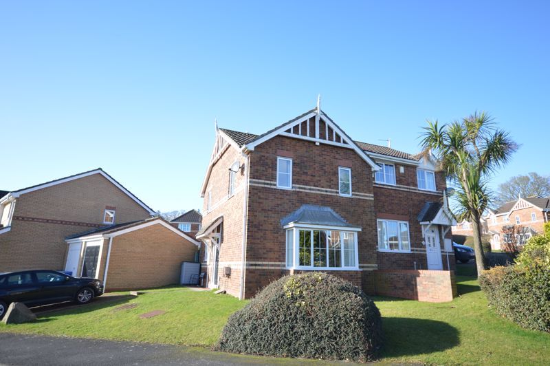 3 bed semidetached house for sale in Fairfields, Alnwick NE66, £