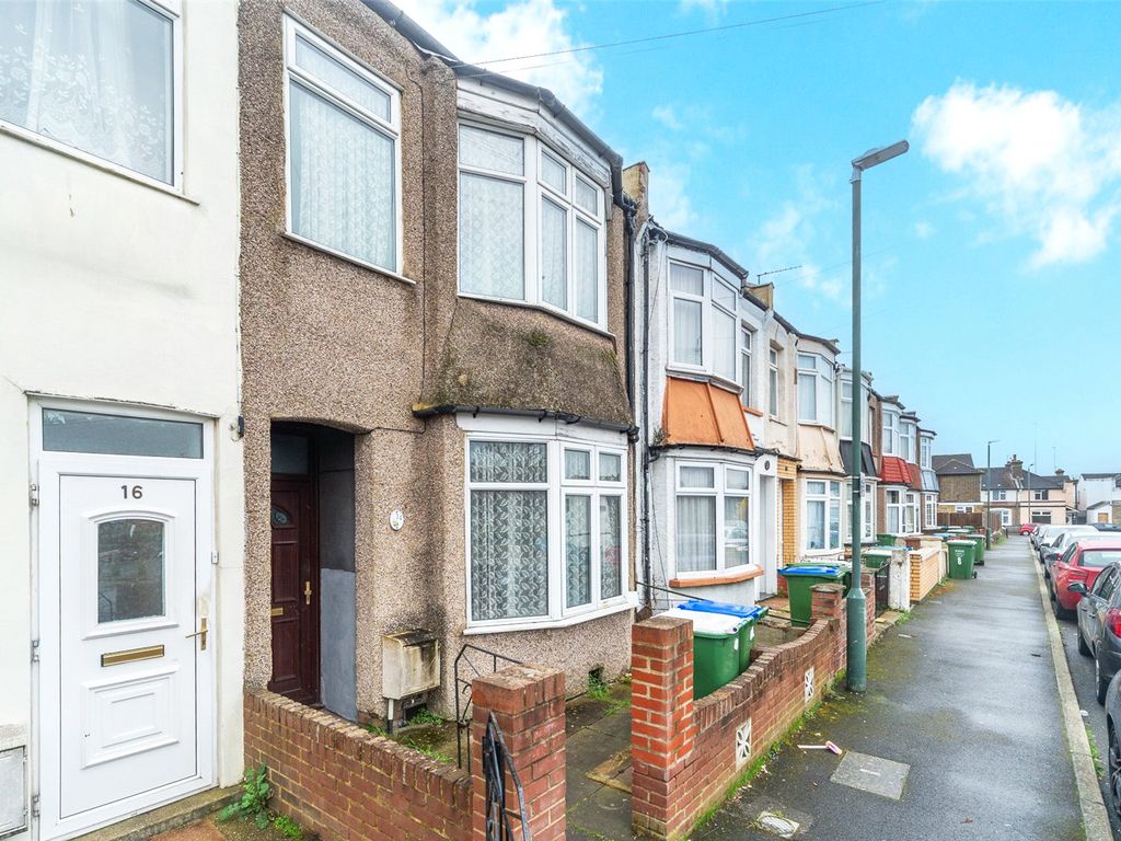 3 bed terraced house for sale in Willow Road, Erith, Kent DA8, £340,000 Zoopla