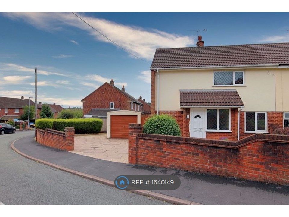 3 bed semidetached house to rent in Humber Way, NewcastleUnderLyme