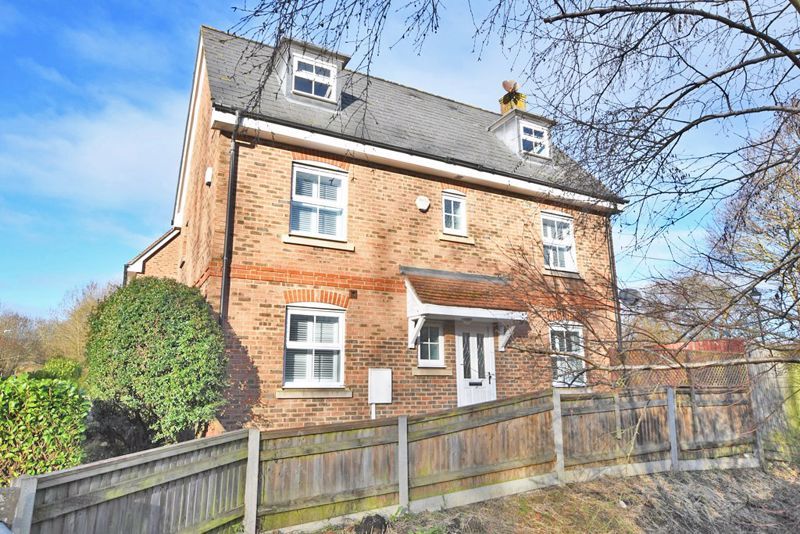 5 bed detached house for sale in Ware Street, Bearsted, Maidstone ME14, £525,000 Zoopla
