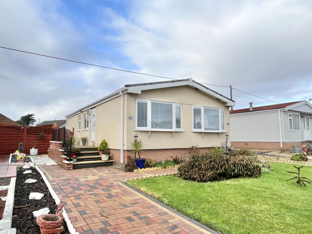 2 bed mobile/park home for sale in Brean Court, South Road, Brean TA8