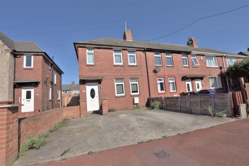 3 bed terraced house for sale in Weldon Crescent, High Heaton