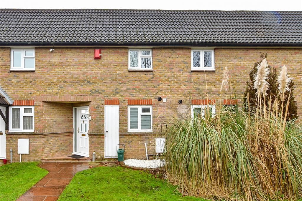 2 bed terraced house for sale in Littlebury Court, Basildon, Essex SS13