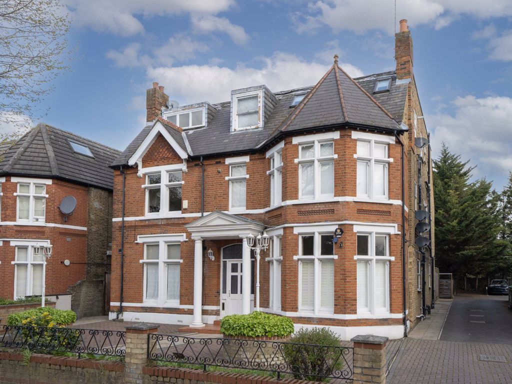 2 bed flat for sale in Hamilton Road, London W5 Zoopla