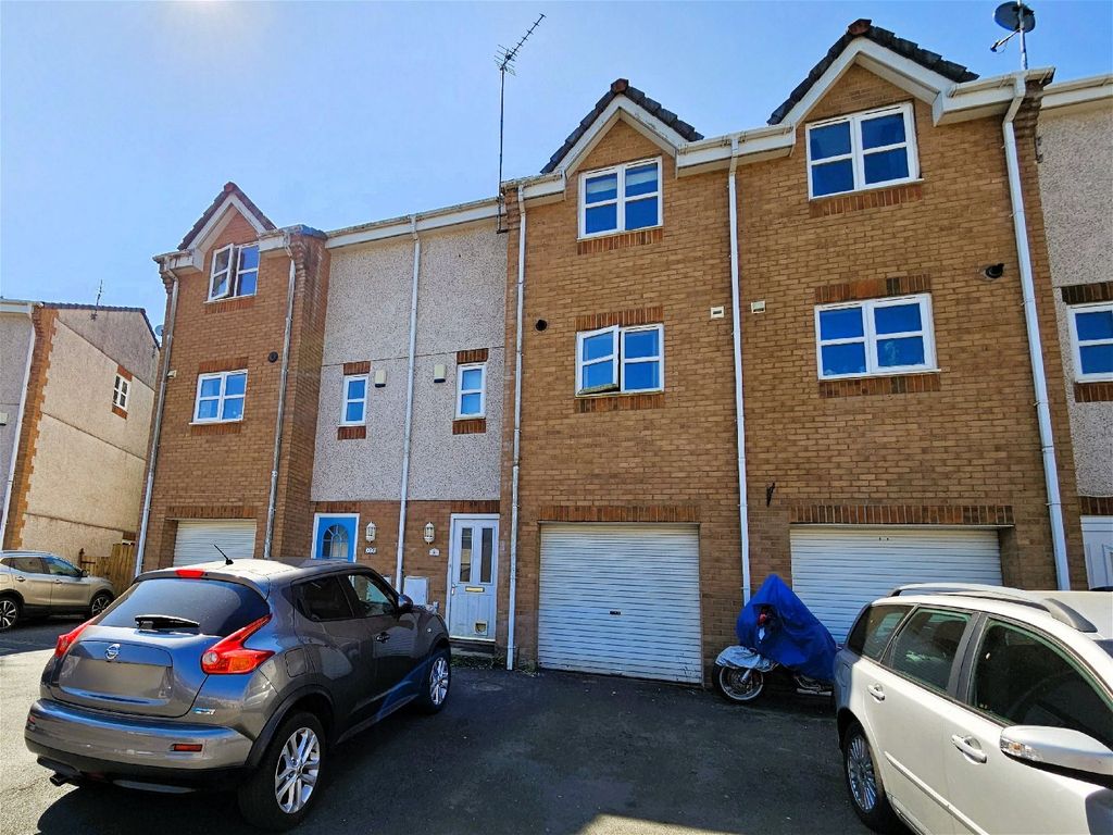 4 bed terraced house for sale in Hardings Close, Saltash PL12 Zoopla