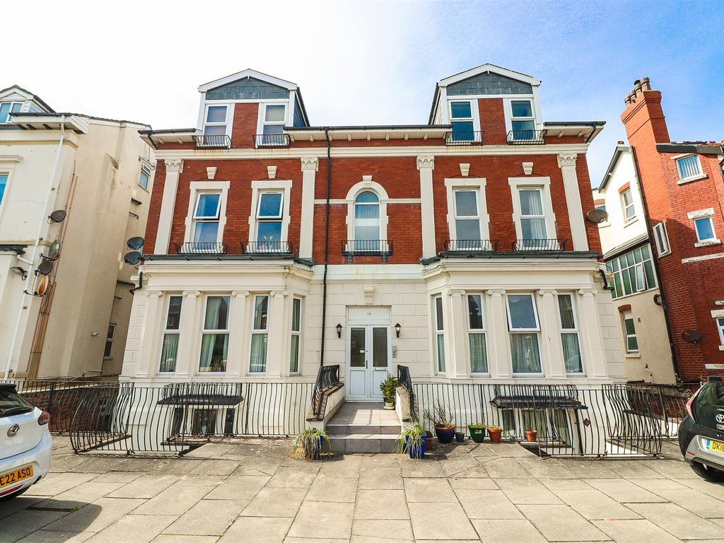 2 bed flat for sale in Knowsley Road, Southport PR9 Zoopla