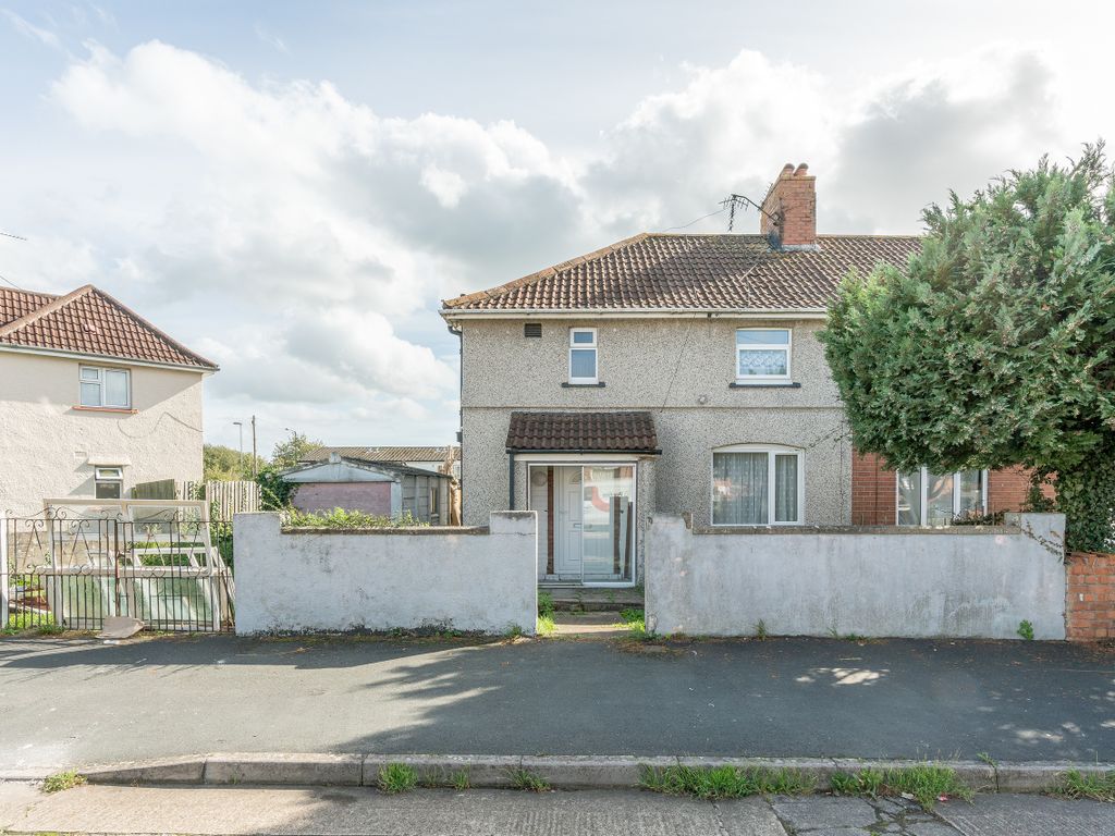 3 bed semidetached house for sale in Wallingford Road, Knowle West