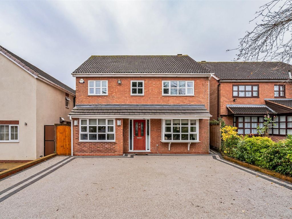 4 bed detached house for sale in Barnfield Drive, Solihull B92, £550,000 Zoopla