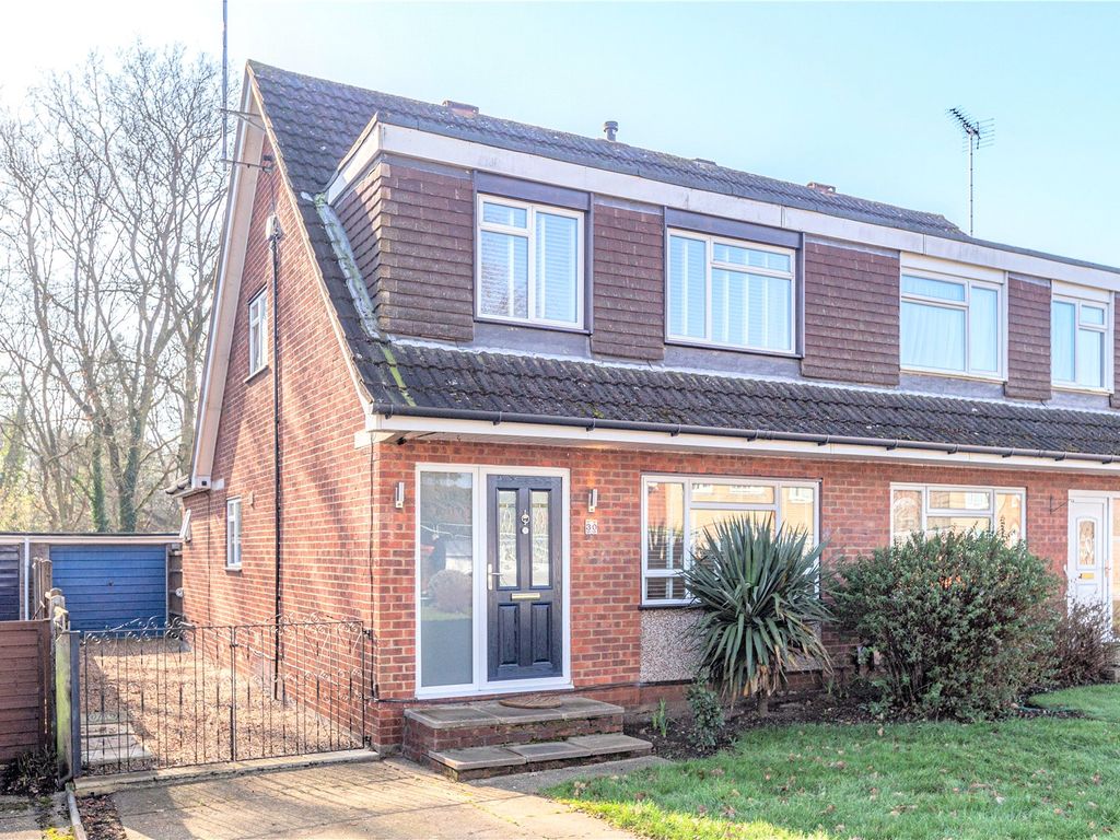 3 bed semidetached house for sale in Canford Drive, Addlestone KT15