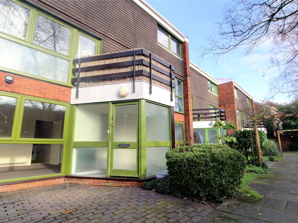 2 bed flat for sale in Parkside Road, Reading, Berkshire RG30 Zoopla