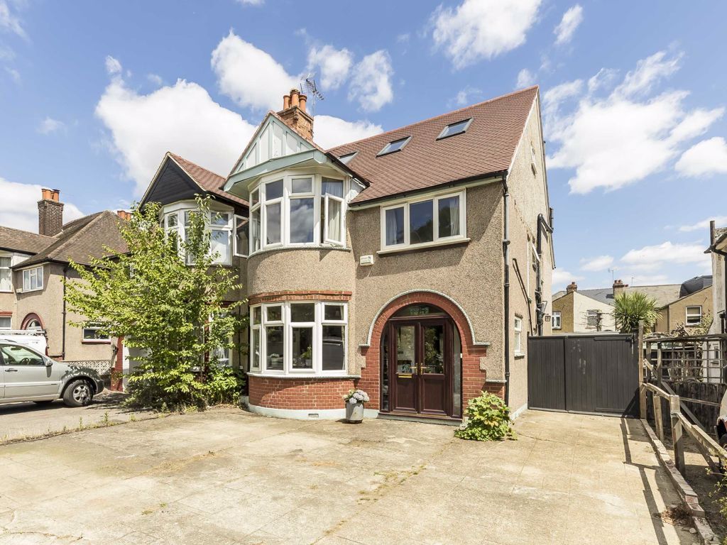 5 bed property for sale in Boston Manor Road, Brentford TW8 Zoopla