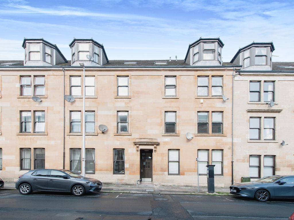 2 bed flat for sale in Argyle Street, Paisley PA1, £60,000 Zoopla