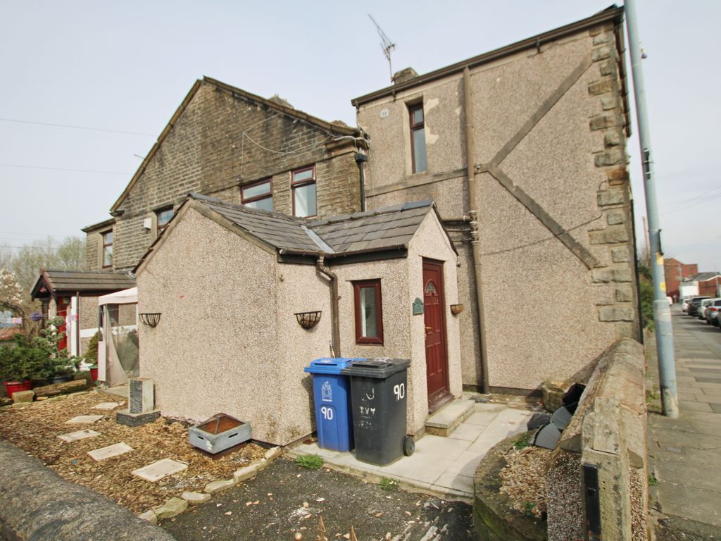 3 bed end terrace house to rent in Union Road, Oswaldtwistle