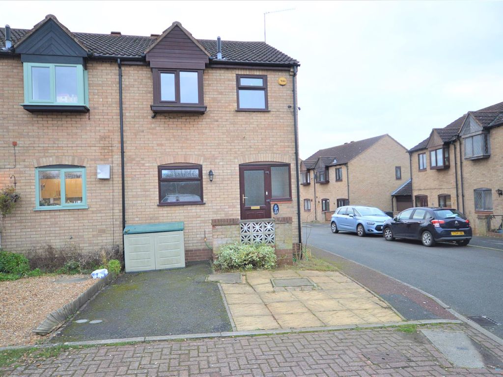 3 bed semidetached house to rent in St. Dunstans Rise, West Hunsbury, Northampton NN4 Zoopla
