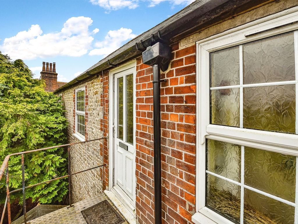 2 bed flat for sale in Lane End, Corsley, Warminster BA12, £130,000