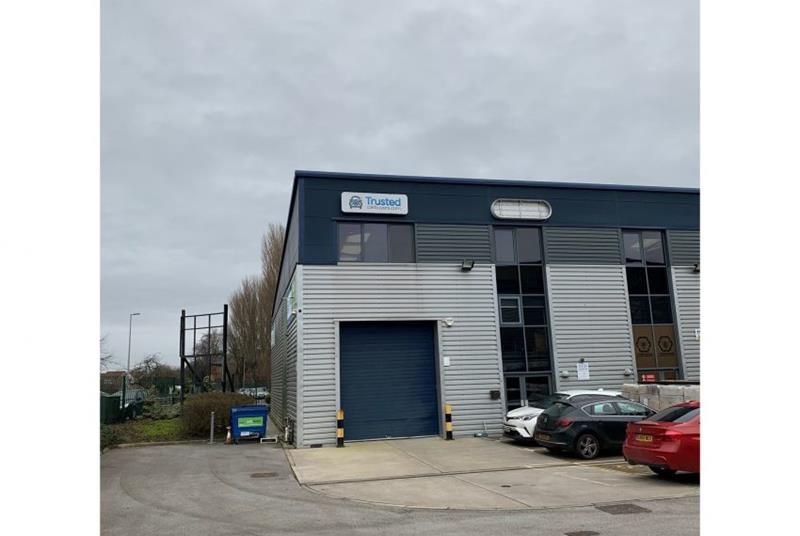 Light industrial to let in Unit B4, Fairhills Trade Centre, Soapstone