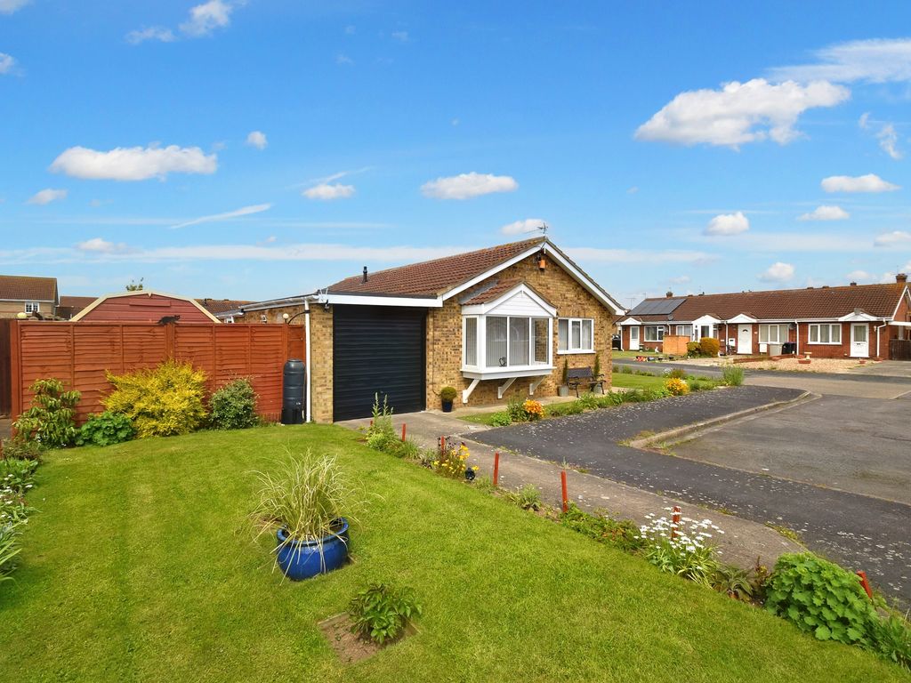 3 bed bungalow for sale in Martin Way, Skegness PE25 Zoopla