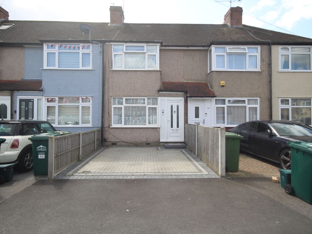 3 bed terraced house for sale in Osborne Avenue, StainesUponThames