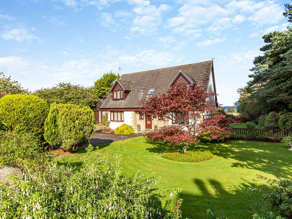 7 bed detached house for sale in Morangie Road, Tain, Highland IV19, £370,000 Zoopla