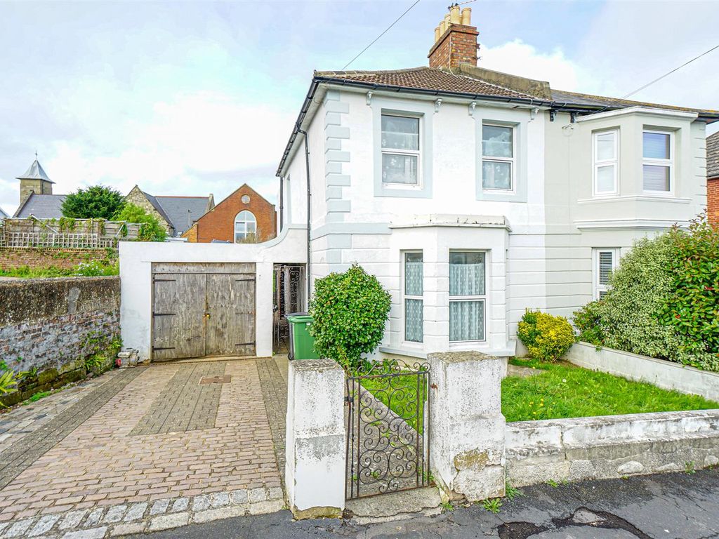 2 bed semidetached house for sale in Vale Road, St. LeonardsOnSea