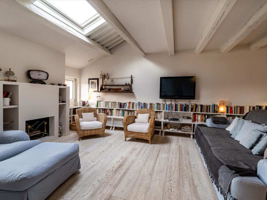 2 bed apartment for sale in San Marco, Venice, Italy Zoopla