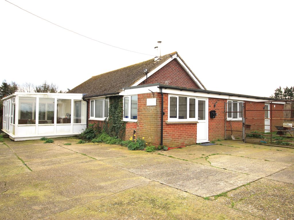 3 bed bungalow to rent in Shuart Lane, St. Nicholas At Wade