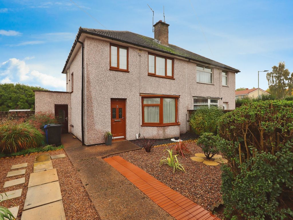 3 bed semidetached house for sale in Coventry Grove, Doncaster DN2, £