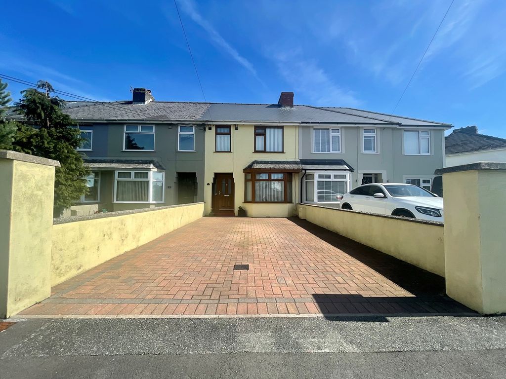 3 bed terraced house for sale in Richmond Crescent, Haverfordwest SA61