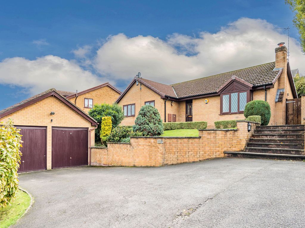 3 bed detached bungalow for sale in Twentywell View, Bradway, Sheffield