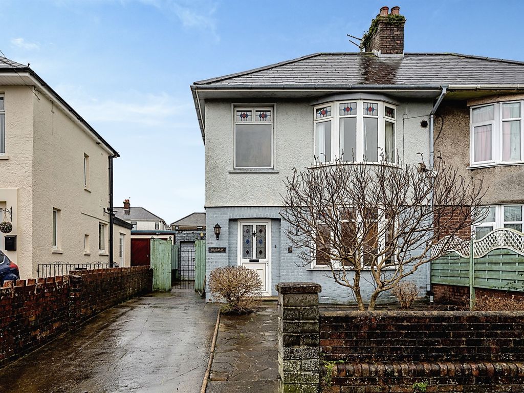 3 bed semidetached house for sale in Morfa Street, Bridgend CF31 Zoopla