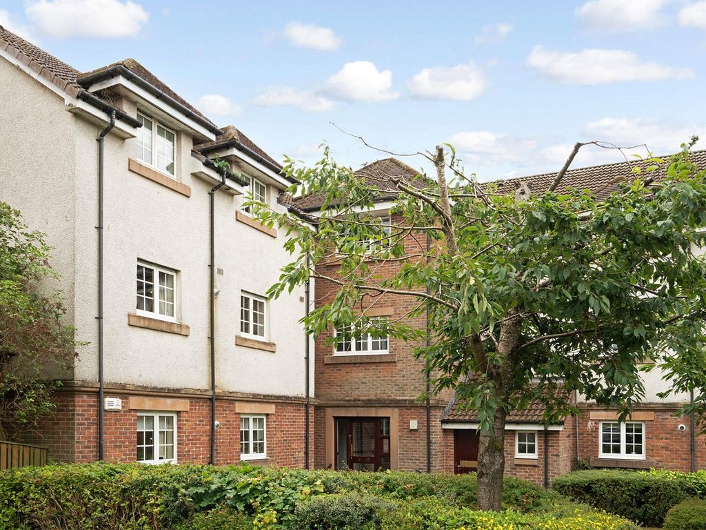 1 bed flat for sale in Kessington Square, Bearsden, Glasgow, East