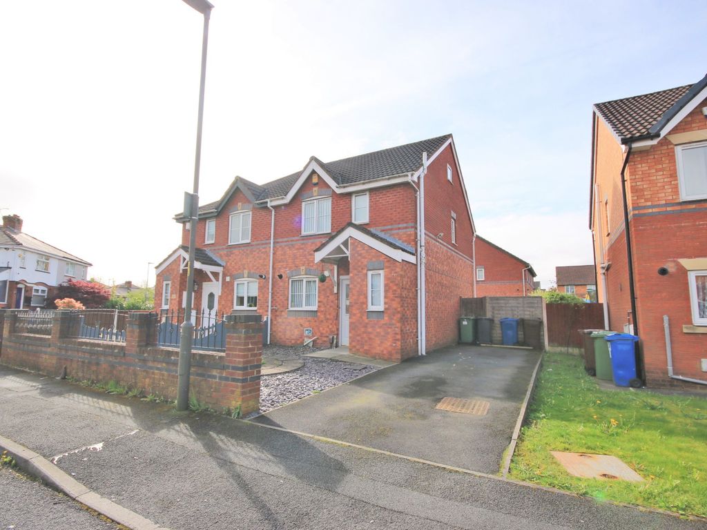 3 bed semidetached house for sale in Sherwood Drive, Wigan WN5, £140,000 Zoopla