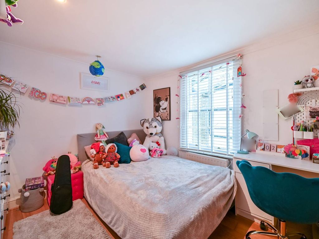2 bed property for sale in Waterloo Place, Richmond TW9 Zoopla